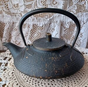 VTG TEAVANA MADE IN JAPAN CAST IRON TEAPOT W/RAISED RELIEF DRAGONFLY BLACK/GOLD